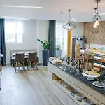Kyriad Centre - Et Hotel apartamentowy
