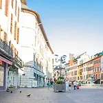Kyriad Centre - Et Apartmanhotel Chambéry