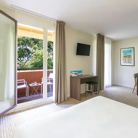 Kyriad Centre - Et Aparthotel Chambéry