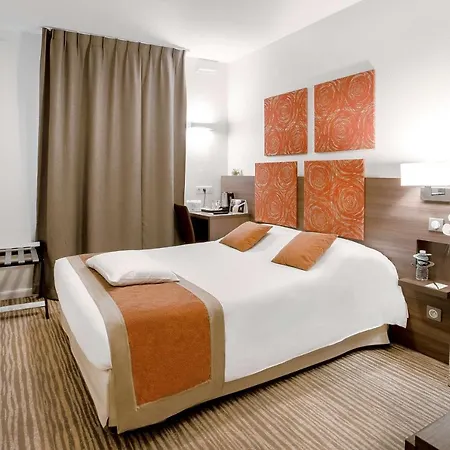 Kyriad Centre - Et Aparthotel