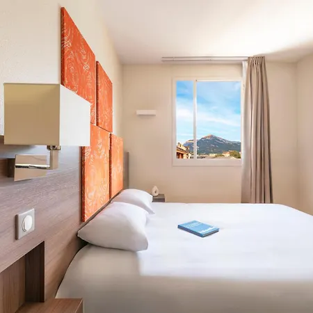 Kyriad Centre - Et Lägenhetshotell 3*