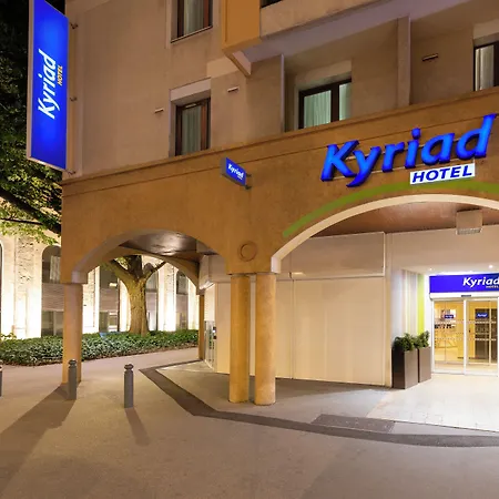 Apartahotel Kyriad Centre - Et Résidence 3*