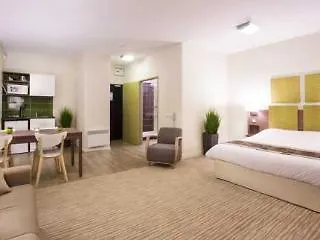 Aparthotel Kyriad Centre - Et 3*