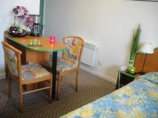 Aparthotel Kyriad Centre - Et Chambery