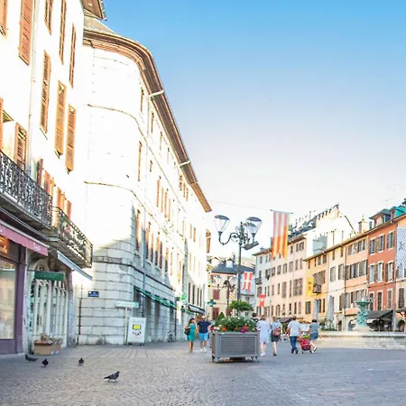 Kyriad Centre - Et Apartmanhotel Chambéry
