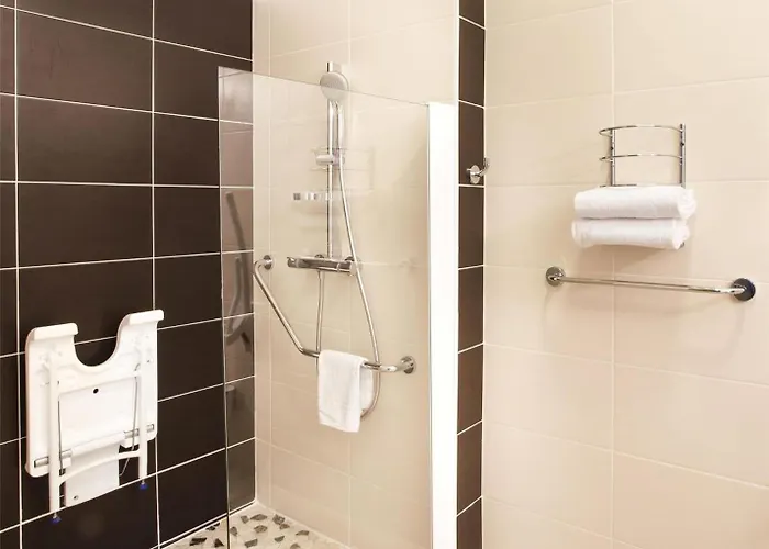 Ξενοδοχείο με διαμερίσματα Kyriad Centre - Et Σαμπερί